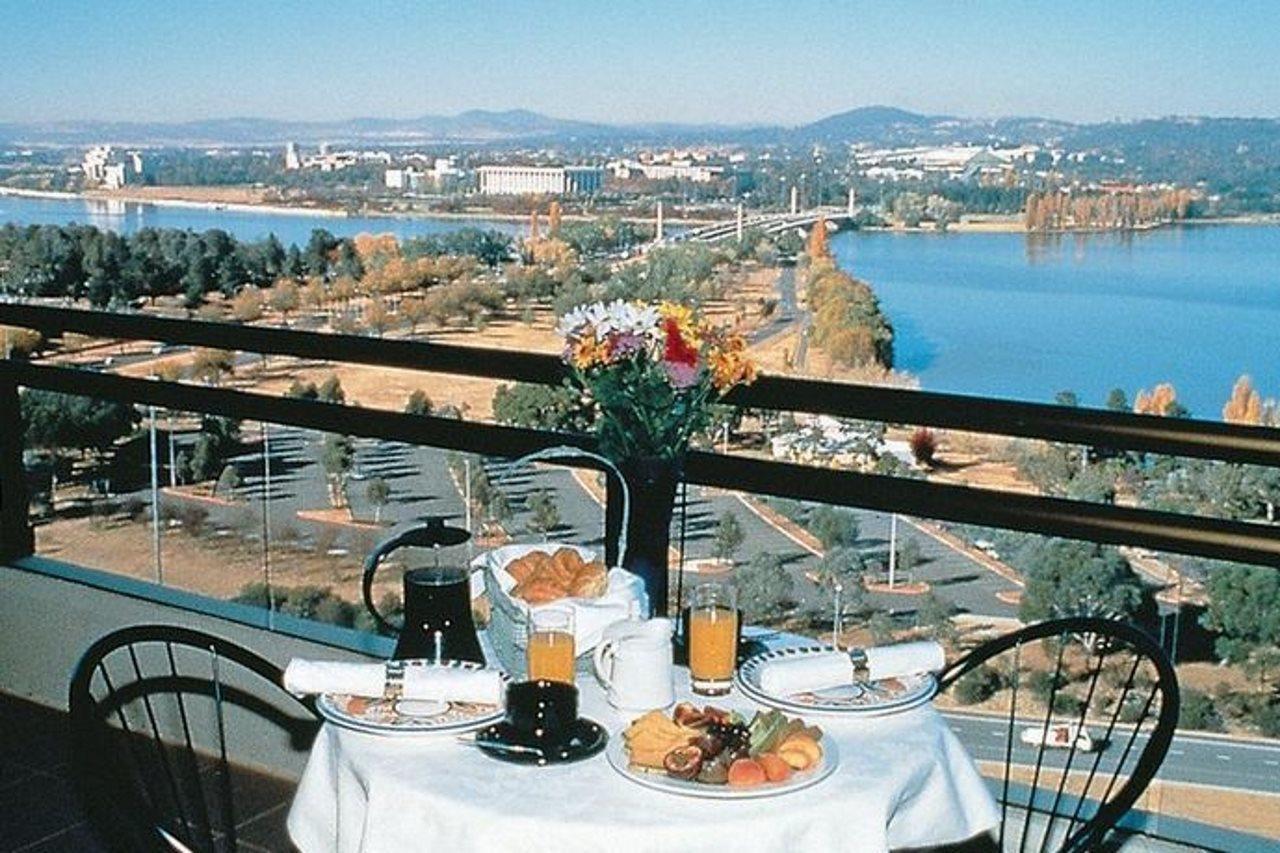 Breakfree Capital Tower Apartments Canberra Restoran gambar